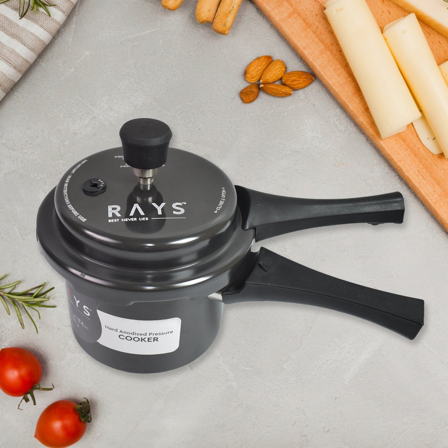 Aluminium Rays Black Beauty Pressure Cookers With Outer Lid (1.5 Litres / 1-Year warranty, ISI Number :- 2347, BIS Number :- CM/L -7600164310