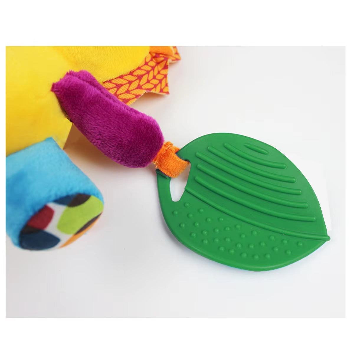 Wind Chime Plush Toy Hanging Musical Wind Chime Plush Toy Set with Teether – Animal Character Crib & Stroller Toy for Babies